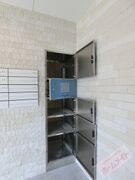 宅配ボックス完備