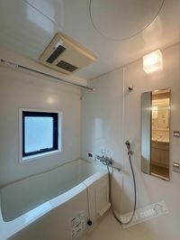 浴室換気乾燥機で急ぎのお洗濯もOK♪