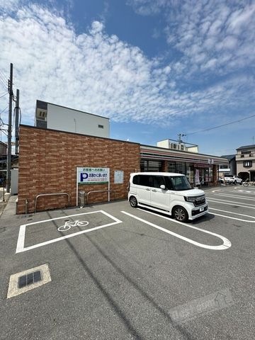 セブンイレブン堺向陵中町5丁店