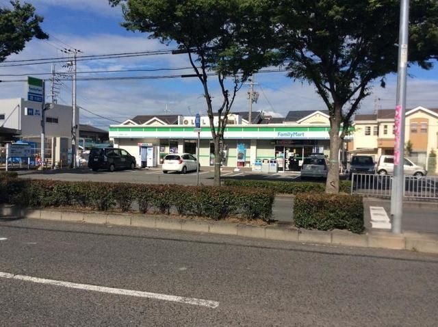 ファミリーマート天美我堂三丁目店