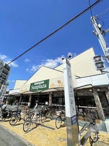 サンプラザ 三国ヶ丘向陵西店