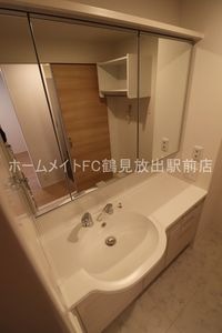 独立洗面台