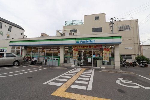 ファミリーマート 今津中3丁目店