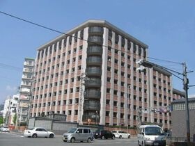 パインフィールド洛東の外観