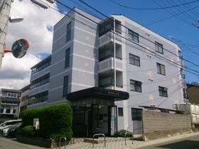 アクティ16の外観