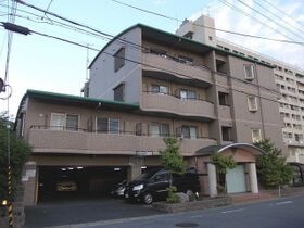 シャルト椥辻の外観