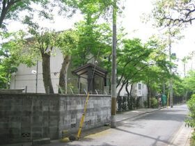 緑山荘Ａ棟の外観