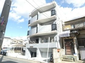 メゾンマロニエの外観