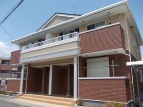 ラルジュエストの外観