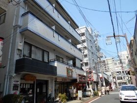 フォレスト山科の外観