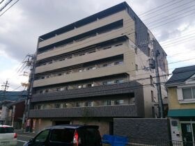 京都市山科区竹鼻扇町の外観