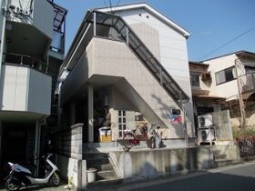 フローラル上花山の外観