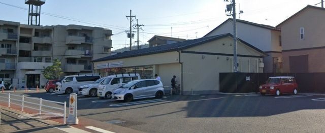 セブンイレブン京都山科小山店
