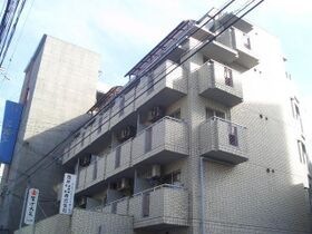 キングコーポ堂山の外観