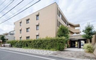 写真:世田谷区弦巻1丁目の外観