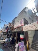 札幌ビルの外観