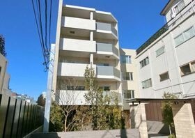 渋谷区神宮前5丁目の外観