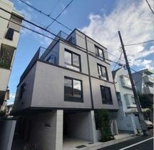 世田谷区三軒茶屋1丁目の外観