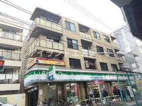 グランパ用賀の外観