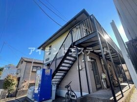 ベルエール下北沢の外観