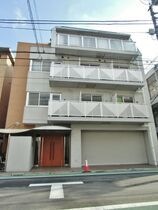 世田谷区三軒茶屋1丁目の外観