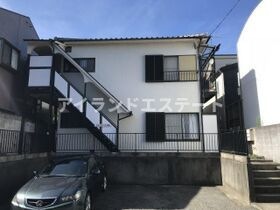 アルカディア弦巻の外観