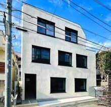世田谷区三軒茶屋1丁目の外観