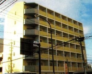 写真:ベレーサ金山の外観