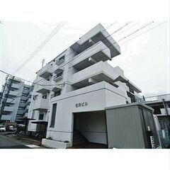 写真:名栄ビルの外観
