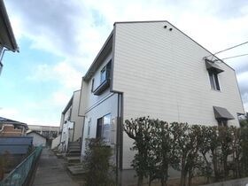ピア新町の外観