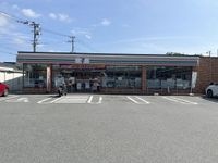 セブンイレブン筑紫野紫4丁目店700m