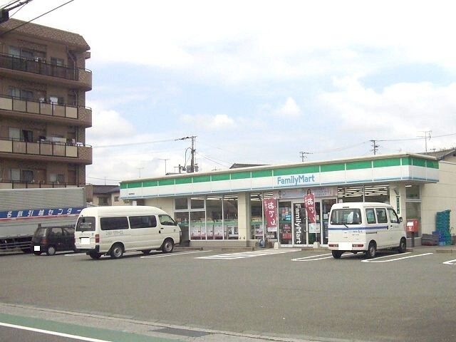 ファミリーマート 筑紫野紫店