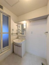 シャワー付き洗面台