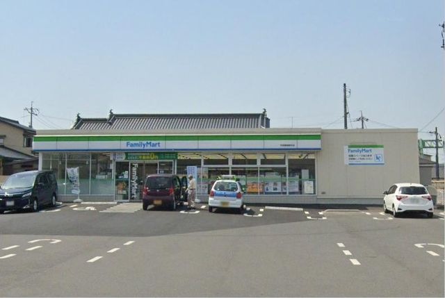 ファミリーマート妻崎開作店