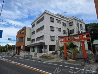 写真:メゾン岩屋の外観