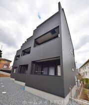Crecia前原駅前(クレシア)の外観