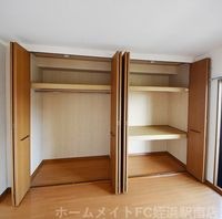 ★壁一面の収納力です♪★