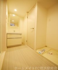 ★脱衣所も広々♪★参考写真