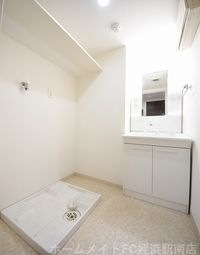 ★洗面脱衣所も広々★※別部屋参考写真