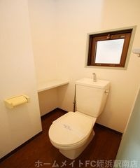 ★小窓付きのトイレです♪★参考写真