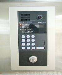 ★オートロック・モニター付きインターホンで安心★