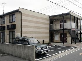 レオパレスリュイソーの外観