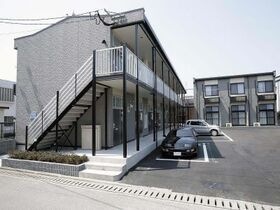 レオパレスブルーグラスIVの外観
