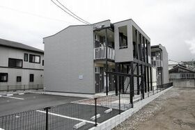 レオパレスドミール別府の外観