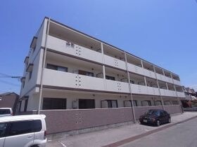 エランドールの外観