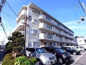 西明石グランドハイツの外観
