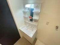 独立洗面台