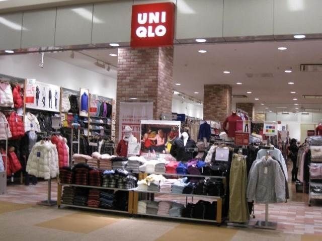 ユニクロ津島店