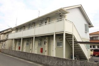 写真:レーベンハイツの外観
