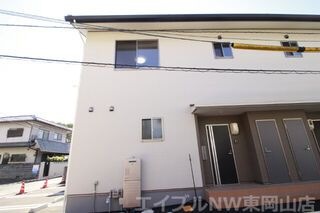 写真:御成町借家の外観